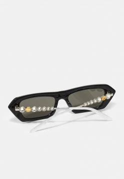 Gucci Sonnenbrille - Black/silver-coloured/grey - Damen 8 Gucci Sonnenbrille - Black/silver-coloured/grey - Damen -Günstiges Gucci || Knirps Geschäft 0b56f6ec1f554582b6c2945c00c0d810