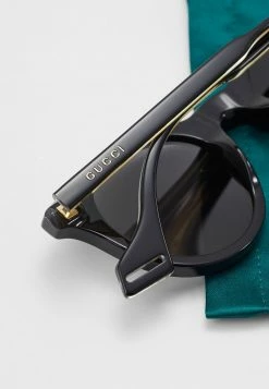 Gucci - Unisex Sonnenbrille - Black/grey 9 Gucci - Unisex Sonnenbrille - Black/grey -Günstiges Gucci || Knirps Geschäft 28e4751ce83649ada5ff2eca1b1a4c1d