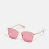 Gucci Sonnenbrille - Gold-coloured/red - Damen 2 Gucci Sonnenbrille - Gold-coloured/red - Damen -Günstiges Gucci || Knirps Geschäft 3b63957ff03440548ee9545470683881