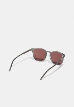 Gucci UNISEX - Sonnenbrille - Grey/grey/brown -Günstiges Gucci || Knirps Geschäft 409c798e33724cc2a7b1b6daa4fd5598