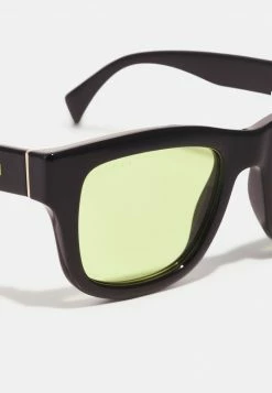 Gucci UNISEX - Sonnenbrille - Black/green 9 Gucci UNISEX - Sonnenbrille - Black/green -Günstiges Gucci || Knirps Geschäft 569350047a124512b567ac9c8f8ccc1d