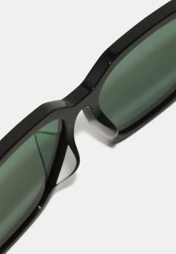 Gucci UNISEX - Sonnenbrille - Black/white/green 15 Gucci UNISEX - Sonnenbrille - Black/white/green -Günstiges Gucci || Knirps Geschäft 64546948e5044d63ac2407017ecaba94
