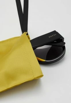 Gucci Sonnenbrille - Black/black/grey - Unisex 8 Gucci Sonnenbrille - Black/black/grey - Unisex -Günstiges Gucci || Knirps Geschäft 6e6650c626a44436a4af37d50f9b8f8d