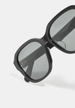 Gucci UNISEX - Sonnenbrille - Black/smoke 9 Gucci UNISEX - Sonnenbrille - Black/smoke -Günstiges Gucci || Knirps Geschäft b56dde35599d4093a23117db51d1fd9b