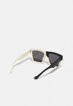 Gucci UNISEX - Sonnenbrille - White/grey 9 Gucci UNISEX - Sonnenbrille - White/grey -Günstiges Gucci || Knirps Geschäft c21e1a41ec2a4486b963482236611775