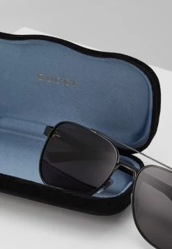 Gucci - Unisex Sonnenbrille - Black/grey 9 Gucci - Unisex Sonnenbrille - Black/grey -Günstiges Gucci || Knirps Geschäft c61f3e035eba4b669e1ce332ba76942d