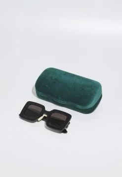 Gucci Sonnenbrille - Black/grey - Damen 14 Gucci Sonnenbrille - Black/grey - Damen -Günstiges Gucci || Knirps Geschäft cf147b65c9ce4067979b79f21db02444