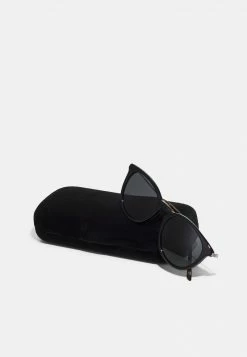 Gucci Sonnenbrille - Black/silver/grey - Unisex 10 Gucci Sonnenbrille - Black/silver/grey - Unisex -Günstiges Gucci || Knirps Geschäft d8f5352ba94b4e00aee747a1c278efce