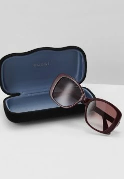 Gucci Sonnenbrille - Burgundy - Damen 10 Gucci Sonnenbrille - Burgundy - Damen -Günstiges Gucci || Knirps Geschäft e306256fec9449b9aaf3c1c4fffd406c
